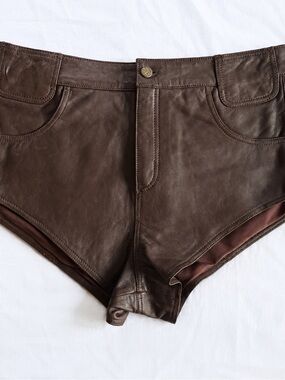 NWT Telfar x Wilson’s Poom Poom Leather Shorts 36 Chocolate